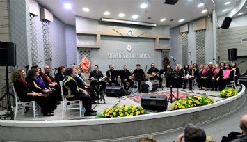 Türkülerle Barış: İzmir Barosu’ndan unutulmaz gece