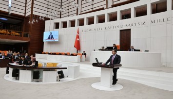 Deniz Yücel, Milli Eğitim Bakanına seslendi: ''Senin de görevden affını isteyeceğin günler yakındır''