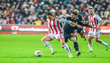 Galatasaray, Samsun'da iki golle kazandı