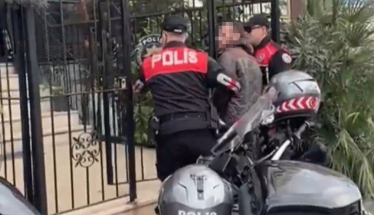 İzmir'de motosikletli polislerden sıkı denetim