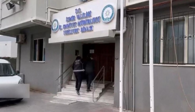 İzmir'deki FETÖ operasyonunda 23 gözaltı