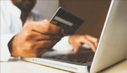 Kredi kartı harcamalarında rekor artış