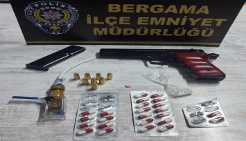 Manisa'dan Bergama'ya uyuşturucu madde taşıyacaktı, polis suçüstü yakaladı