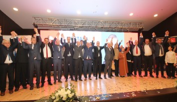 Saadet Partisi İzmir adaylarını tanıttı