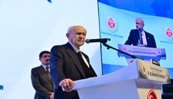 Bahçeli genel başkanlığa yeniden seçildi, Erdoğan'a çağrı yaptı: ''Türk milletini yalnız bırakamazsın''