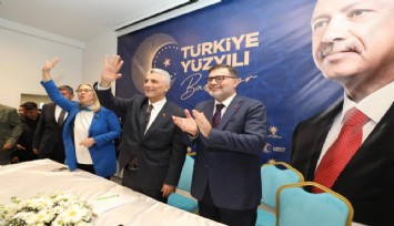 Bakan Bolat: AK Parti döneminde İzmir'e 455 milyar liralık kamu yatırımı yapıldı