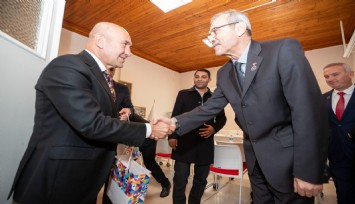 Başkan Soyer, şehit aileleri ve gazi derneklerinin temsilcilerini ağırladı