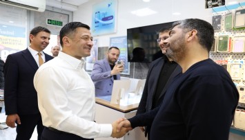 Hamza Dağ Gaziemir’de seçim çalışmalarına devam ediyor