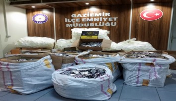 İzmir'de uyuşturucu operasyonu: 126 bin 448 adet hap ele geçirildi