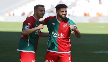 Karşıyakalı Enes Nalbantoğlu, gol sayısında çift haneye ulaştı