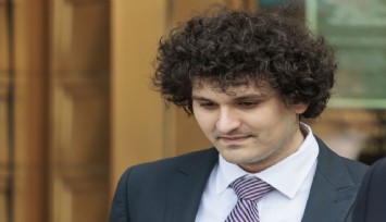Kripto para borsası FTX’in kurucusu Sam Bankman-Fried’a 25 yıl hapis cezası