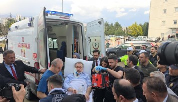 Mustafa Destici'nin makam aracı kaza yaptı