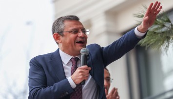 Özel, İzmir'e 'selamlamaya' geliyor