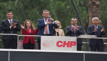 Özel memleketinde konuştu:Bedelli askerliğe kaçanlardan değil gerekirse bu vatan için canını vermeye razı olanlardan oy istiyoruz
