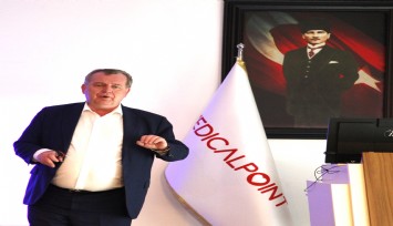 Prag’dan İzmir Ekonomi’ye önemli konuk