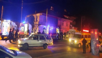 Servis minibüsleri çarpıştı: 29 yaralı