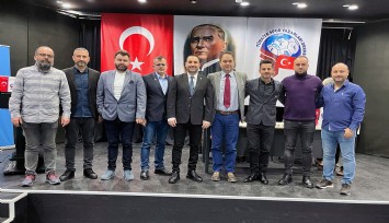 TSYD İzmir Şubesi’nde yeni başkan Ergin Karataş oldu