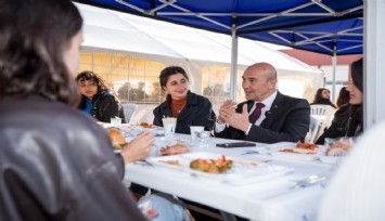 Üniversitelilere 860 bin kişilik ücretsiz yemek dağıtıldı