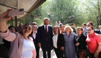 Başkan Görkem Duman muhtarlarla buluştu