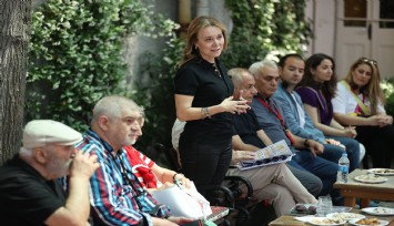 Başkan Mutlu sanayicileri Basmane Semt Merkezi’nde ağırladı