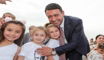 Başkan Önal sözünü tuttu:  Binler Bayraklı’ya akın etti