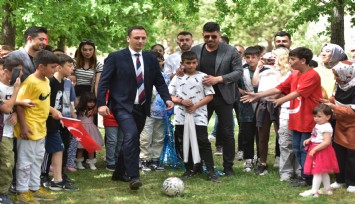 Bornova’da 23 Nisan coşkusu