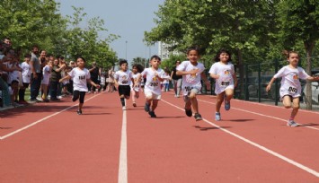 Çocuklar kanser hastası arkadaşları için koştu