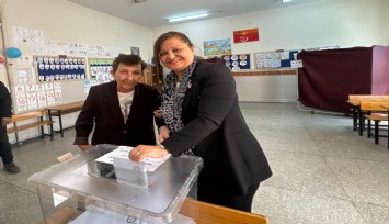 Cumhuriyet tarihi boyunca Afyon’un seçilen ilk kadın belediye başkanı oldu