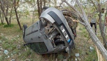 Denizli'den Mersin'e cenaze için yola çıkan aile Konya'da kaza yaptı: 1'i ağır 4 kişi  yaralandı