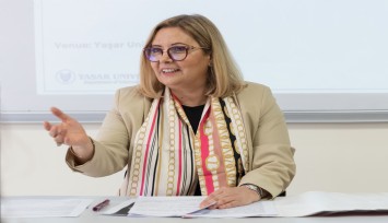 Dışişleri Bakanlığı İzmir Temsilcisi Kaya: 'Vize sorunu geçici bir süreç'