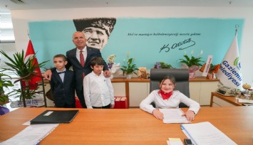 Gaziemir’de koltuk çocuklarda: Başkan Işık çocukların projelerini dinledi