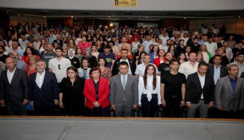 ‘Hasret Gültekin’ Bayraklı’da anıldı