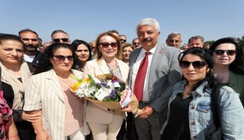 Konak Belediye Başkanı Mutlu muhtarlarla buluştu; Çok güzel işlere imza atacağımıza inanıyorum