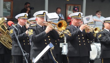 TCG Nusret Müze Gemisi, İzmir’de ziyarete açıldı