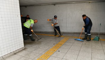 Çiğli’de Temizlik Seferberliği Sürüyor
