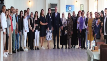 İzmir'de şehit eşlerine anlamlı kahvaltı program