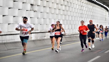İzmir’in dört yanında bayram coşkusu