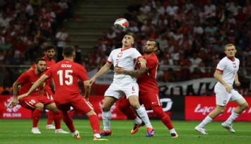 A Milliler son dakikada yıkıldı: 2-1