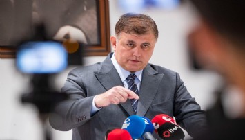 Tugay'dan Belediye memurlarına: Ben onlara genel merkeze gidin demedim