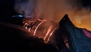 Bodrum'da yat tersanesinde çıkan yangın kontrol altına alındı