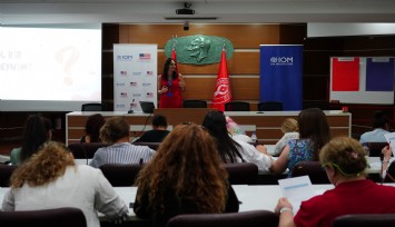 Bornova’da Ailelere Özel Eğitim:  'Olumlu Ebeveynlik Becerileri'