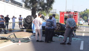 Konak'ta korkunç kaza: Otomobil alt geçide düştü, 3 kişi öldü