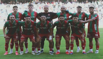Veli dostu mağaza okul kıyafetinde indirim yapınca izdiham oluştu