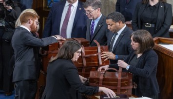 ABD Kongresi Trump’ın seçim zaferini onayladı
