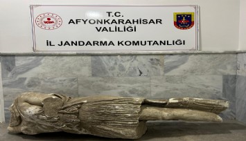Afyonkarahisar'da Roma dönemine ait 1,5 metrelik heykeli satmak isterken yakalandılar