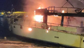 Alanya’da lüks yat alev alev yandı