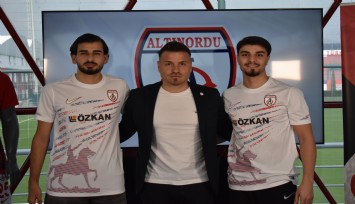 Altınordu, iki gurbetçiyi kadrosuna kattı