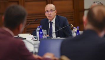 Bakan Şimşek: 'Aralık ayında enflasyon son 19 ayın en düşük seviyesinde yüzde 1 oldu'