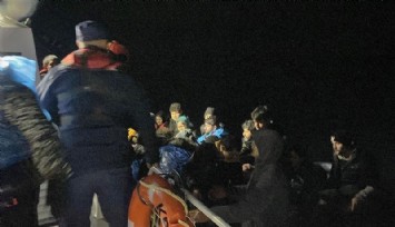 Çeşme'de göçmen hareketliliği: 45 göçmen kurtarıldı, 31 göçmen de yakalandı