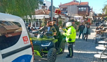 Çeşme’de motosiklet denetimlerinde 23 sürücüye ceza